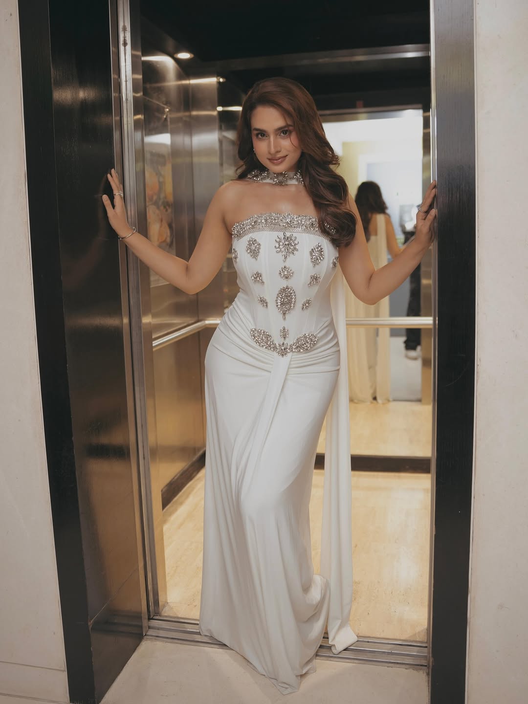 Ayesha Khan Mogedochi amber saaj